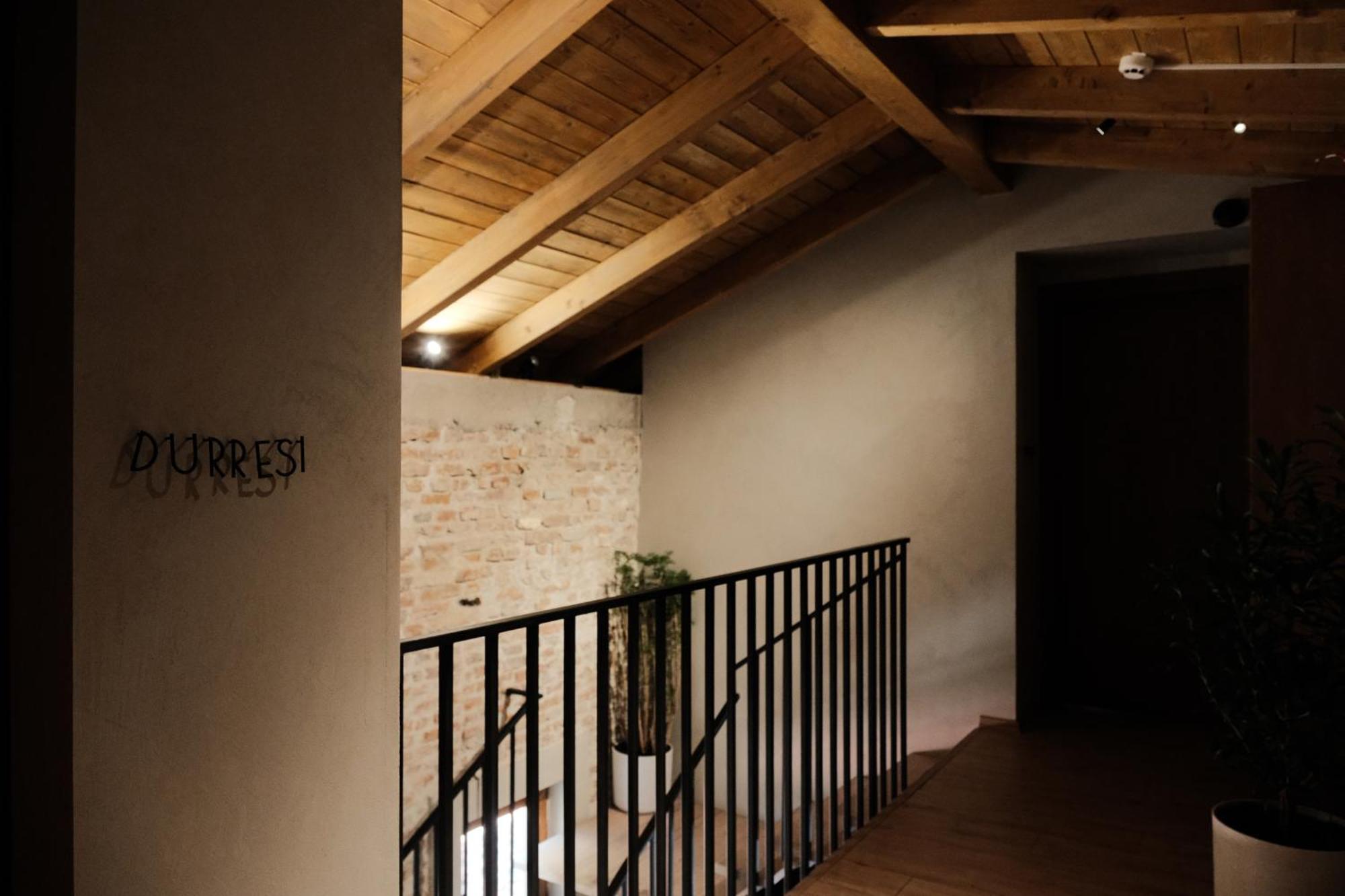 Faces & Places Boutique Hotel Tirana Exteriör bild